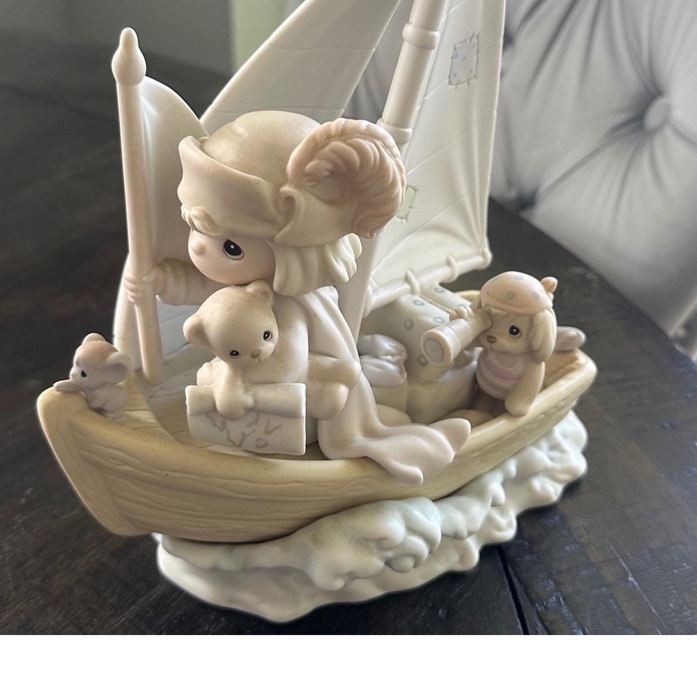 Precious Moments 1992 Limited Edition This Land Is Our Land Figurine 527386 VGUC